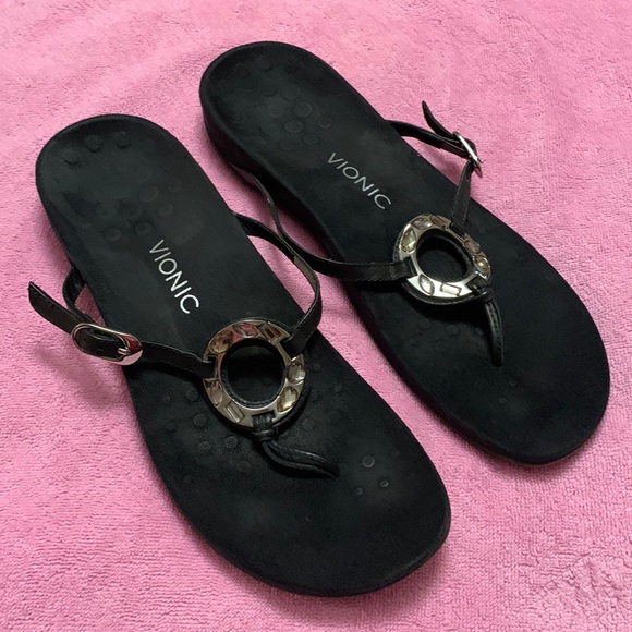 Vionic Shoes - GUC Vionic Rest Karina Backstrap Metal Loop Sandals, Size 12. A must see!